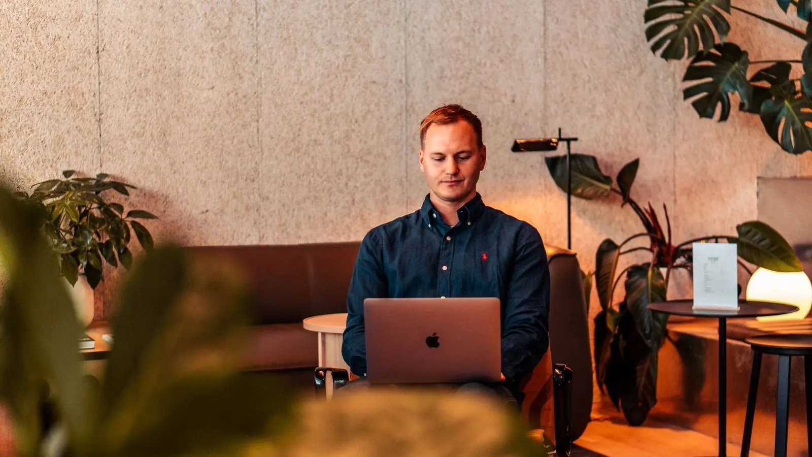 Andreas Karlsson working on his laptop